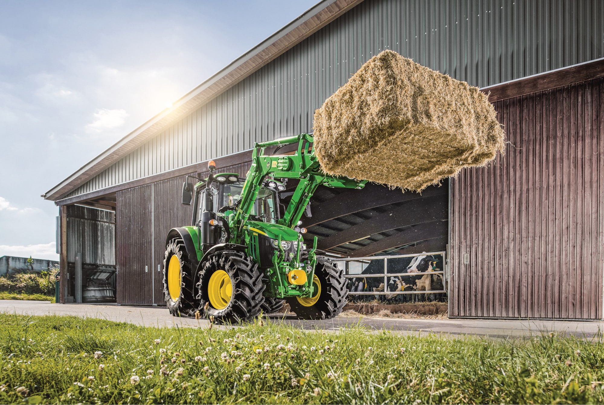John Deere 5M Frontlader