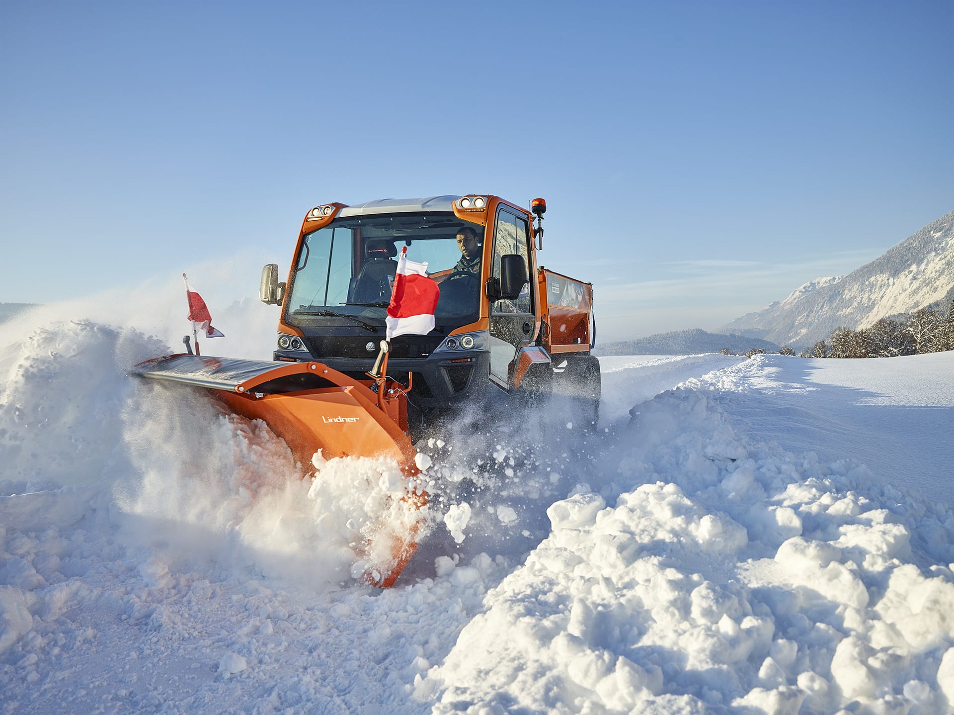 Lindner Unitrac 112 im Winterdienst