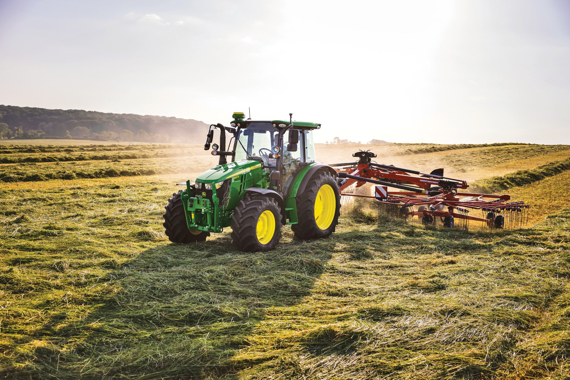 John Deere 5105M